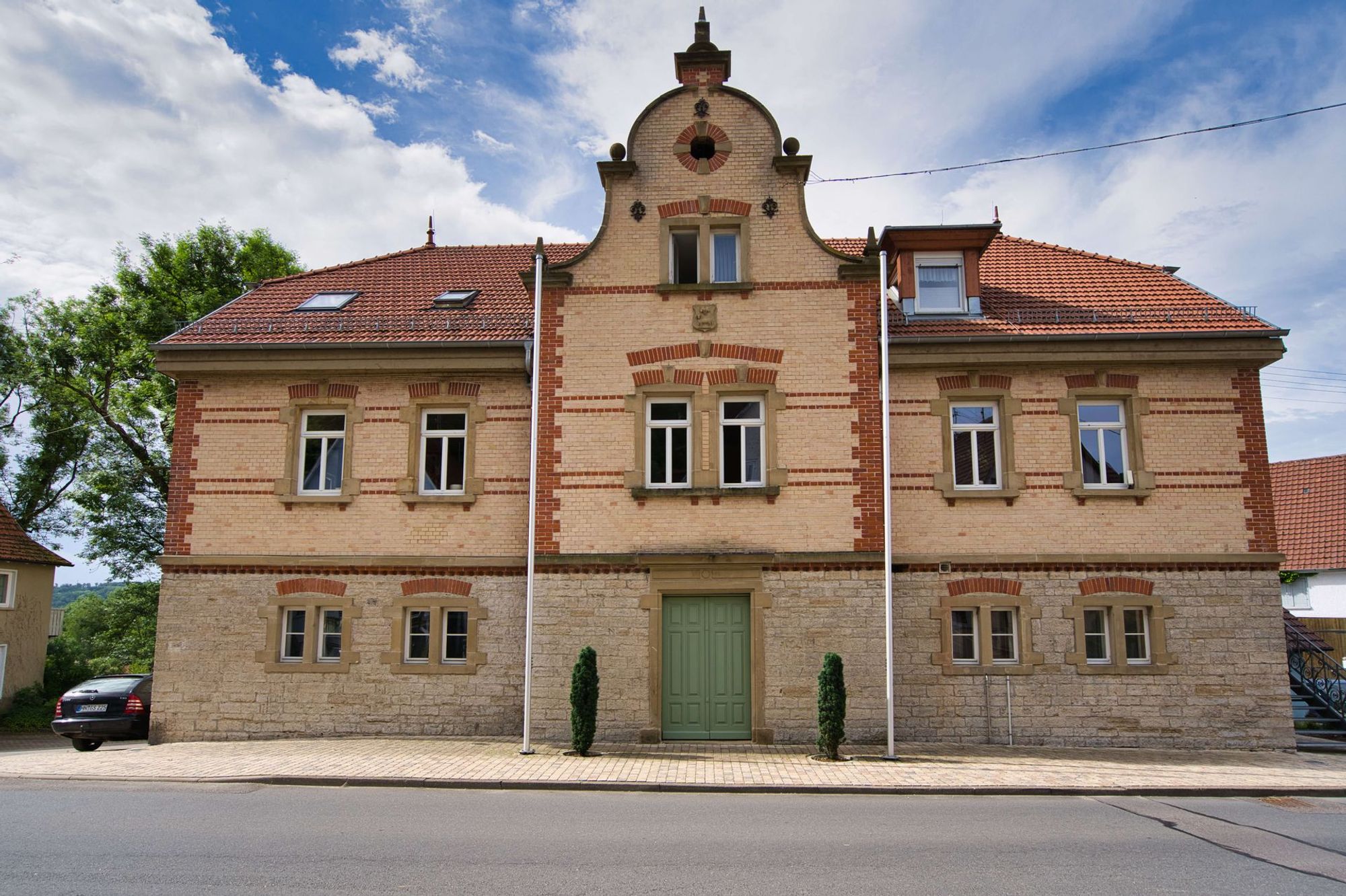Rathaus-Strasse (1).jpg
