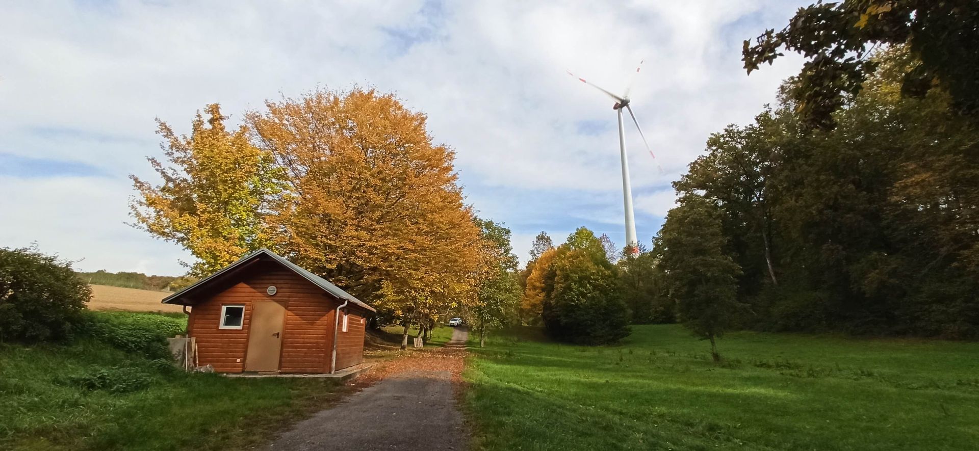 Hütte am Herbert Bopp See in Widdern